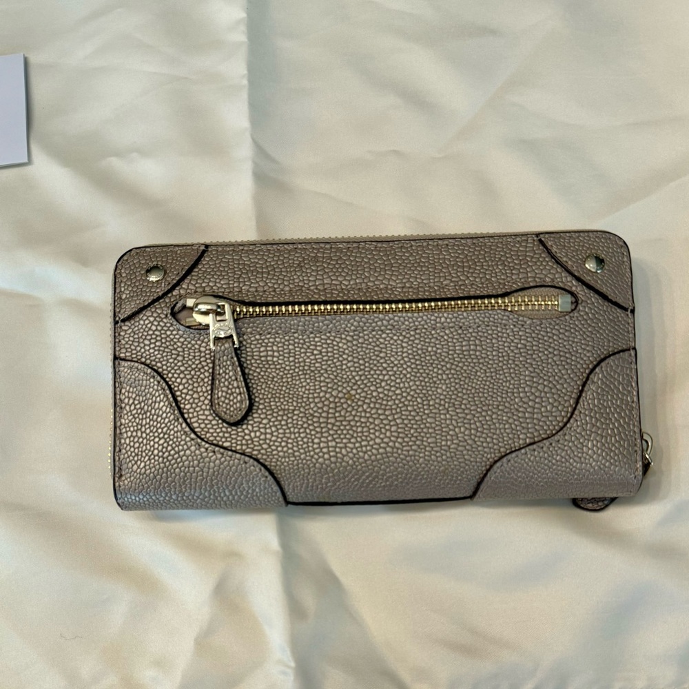 Coach Pearl Leather Mickie Accordian Zip Around Wallet - Picture 4 of 9